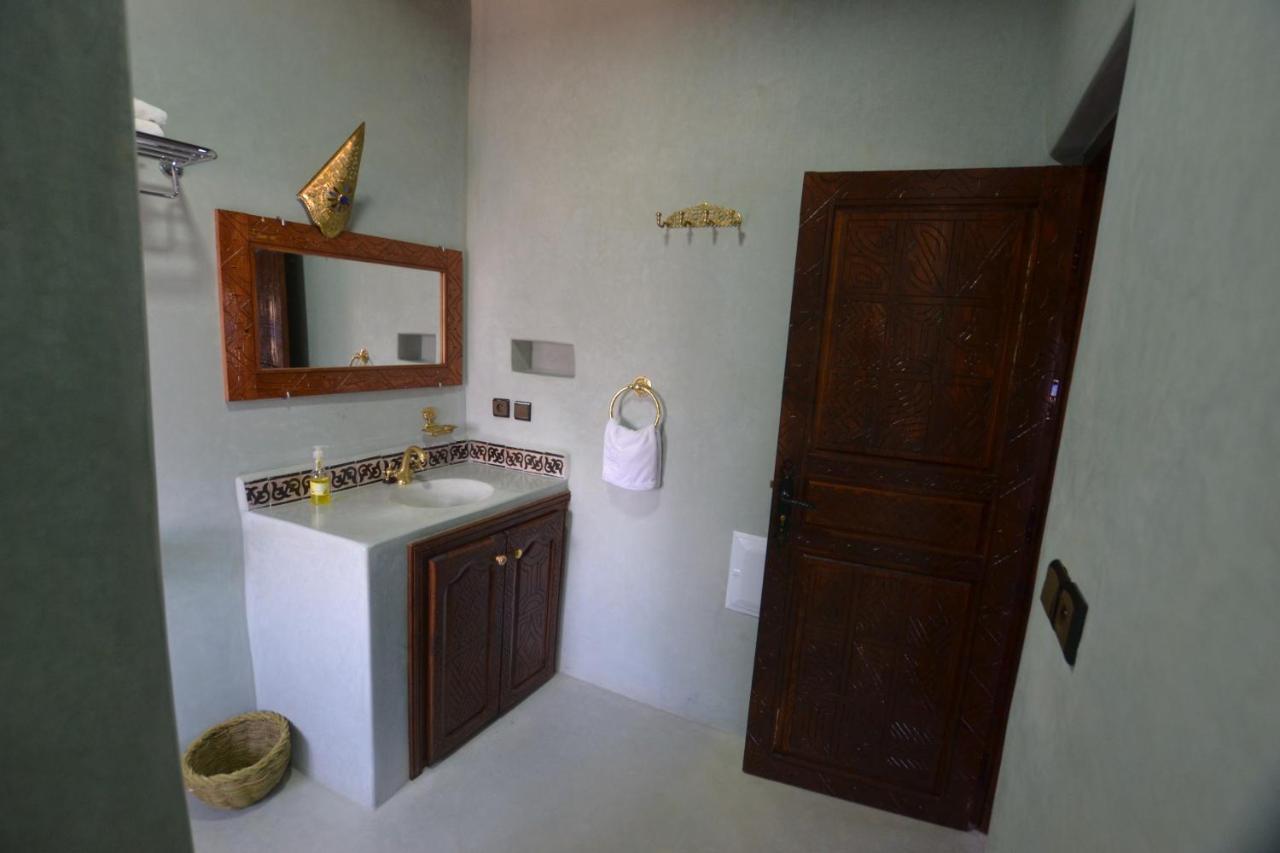 Отель Tizourgane Kasbah Tiguissas Экстерьер фото